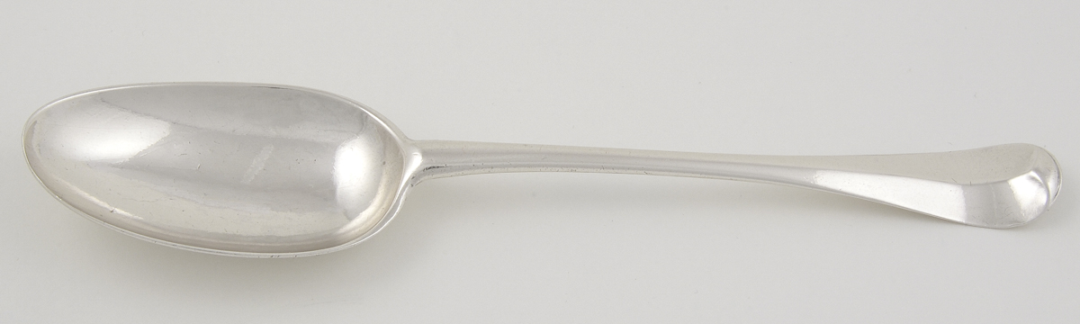 1966.0116.004 Spoon, upper surface