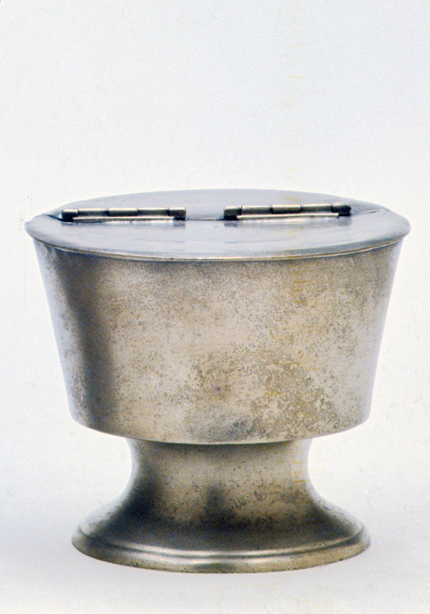 Metals - Bowl and cover