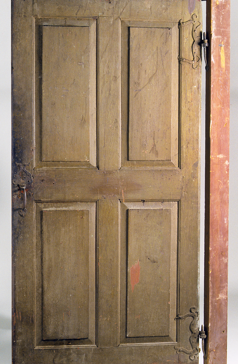 1969.5057 Door