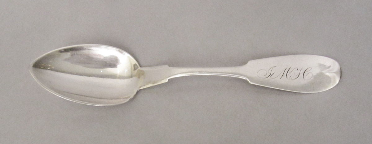 1990.0048.002 Spoon, upper surface