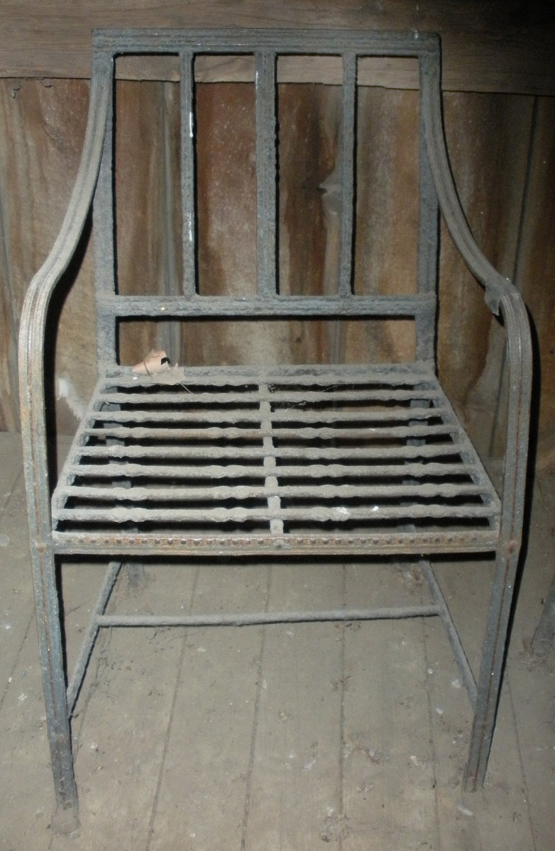 1967.1910.002 chair