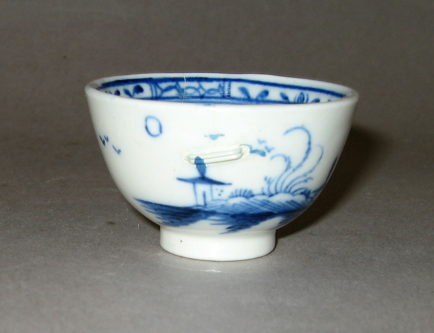 1965.0561.001 Miniature teabowl