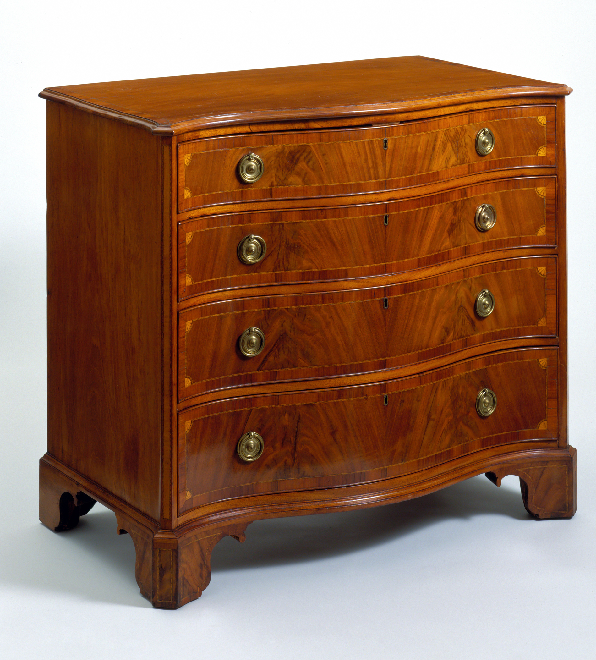 1957.0032.002 Chest of drawers