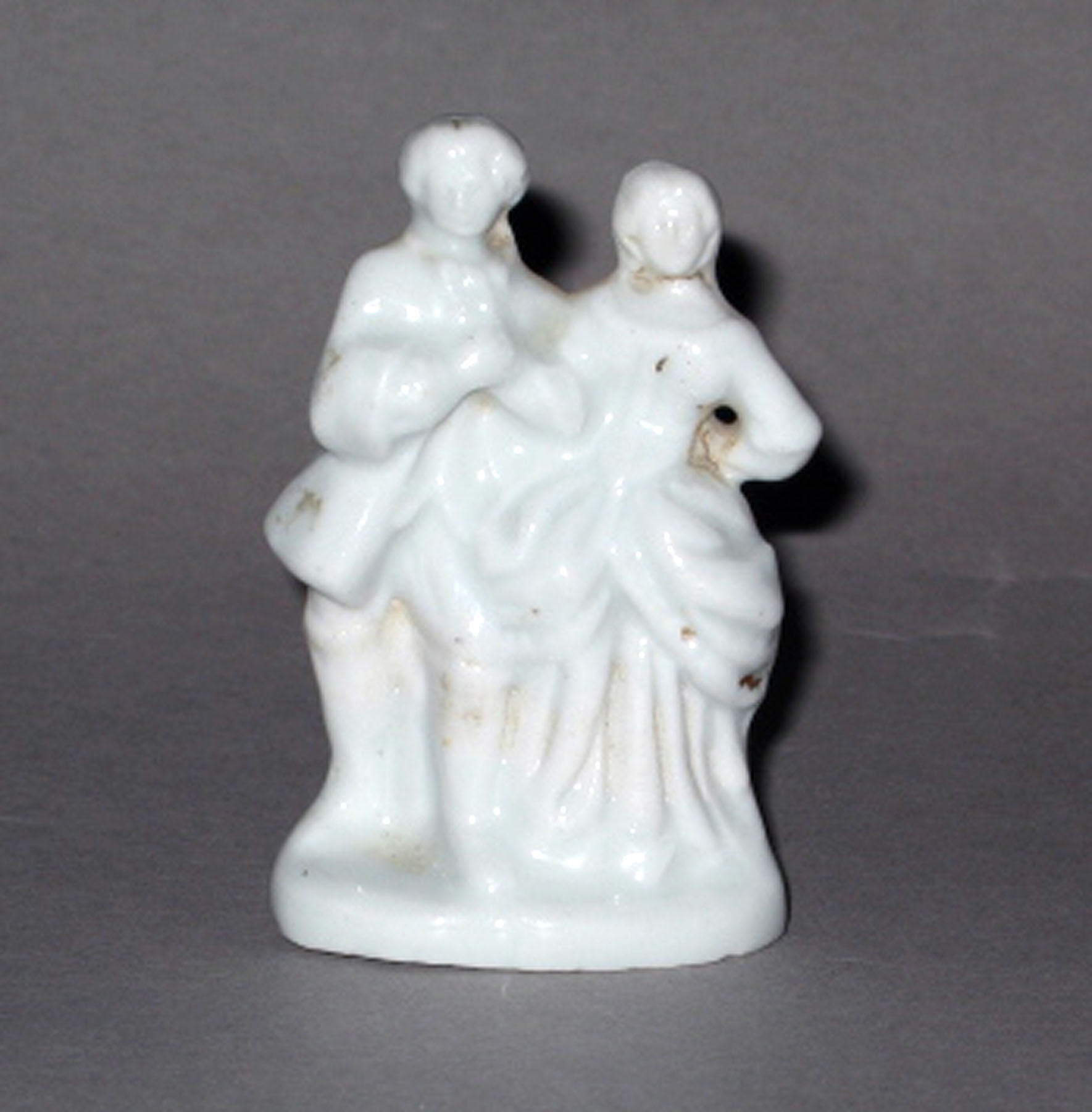 1964.1425 Miniature porcelain figure group