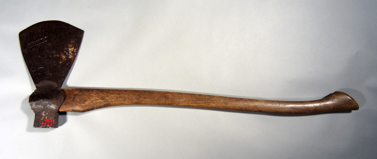 1957.0026.231 Knife-edged ax, Side 1