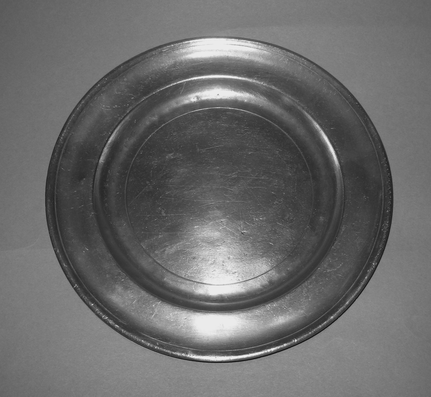 1953.0017 Pewter Plate