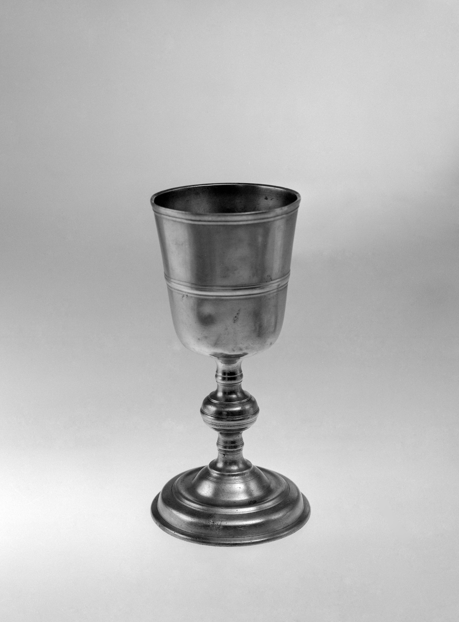 1962.0604 Pewter chalice