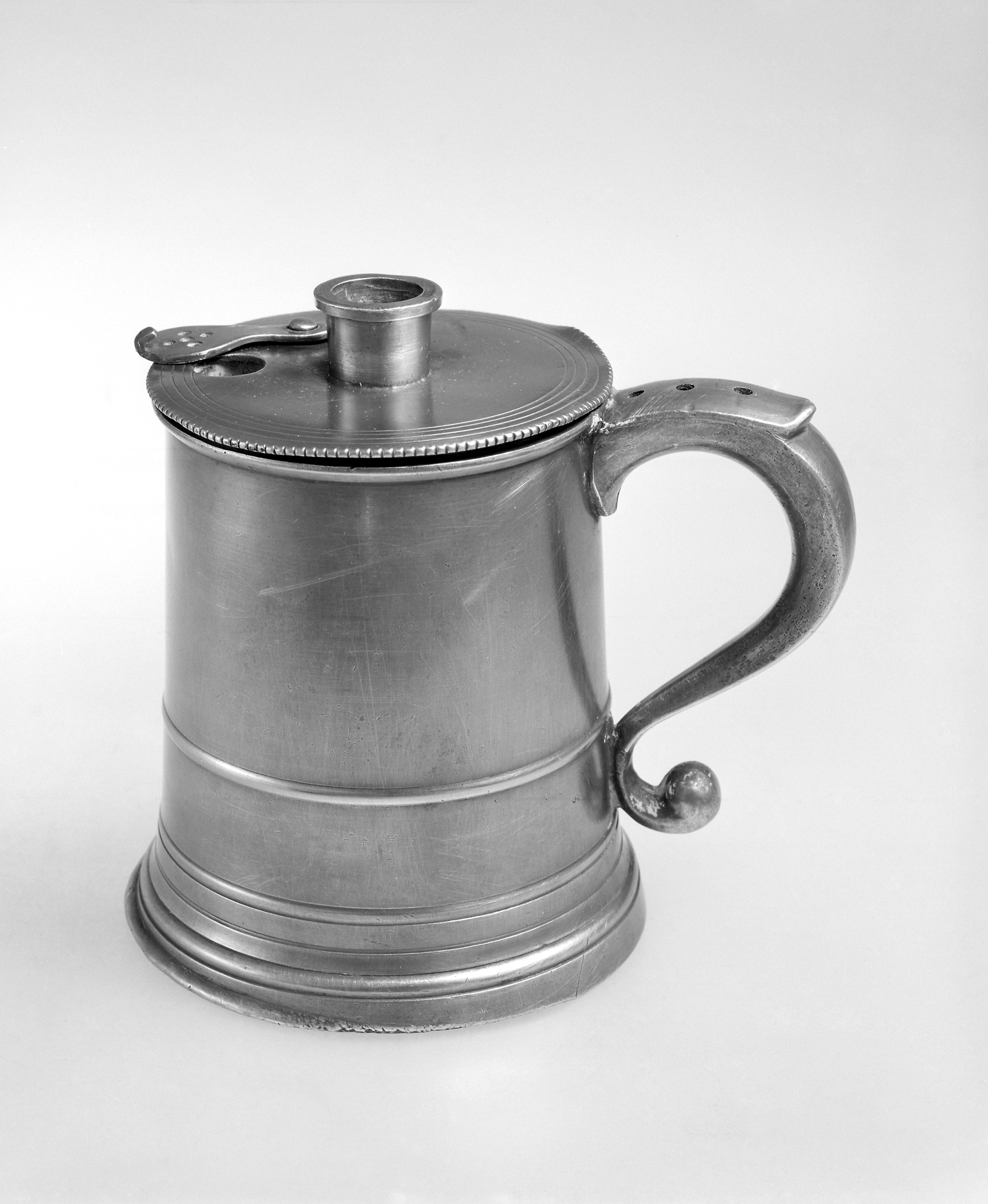 1965.1538 A, B Pewter infusion pot