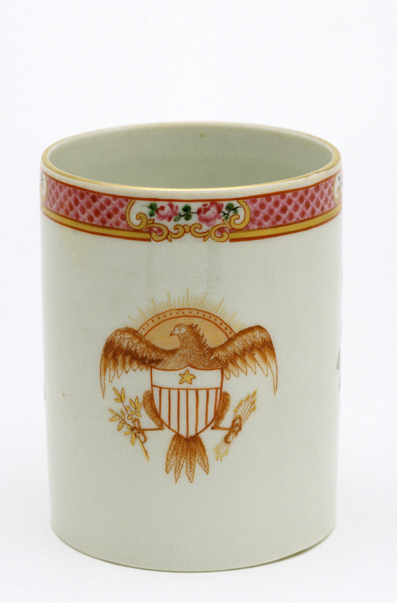 1959.0094.009 French porcelain mug (front)