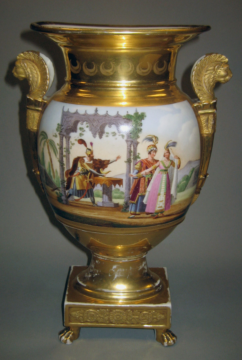 1957.1422.002 Porcelain vase