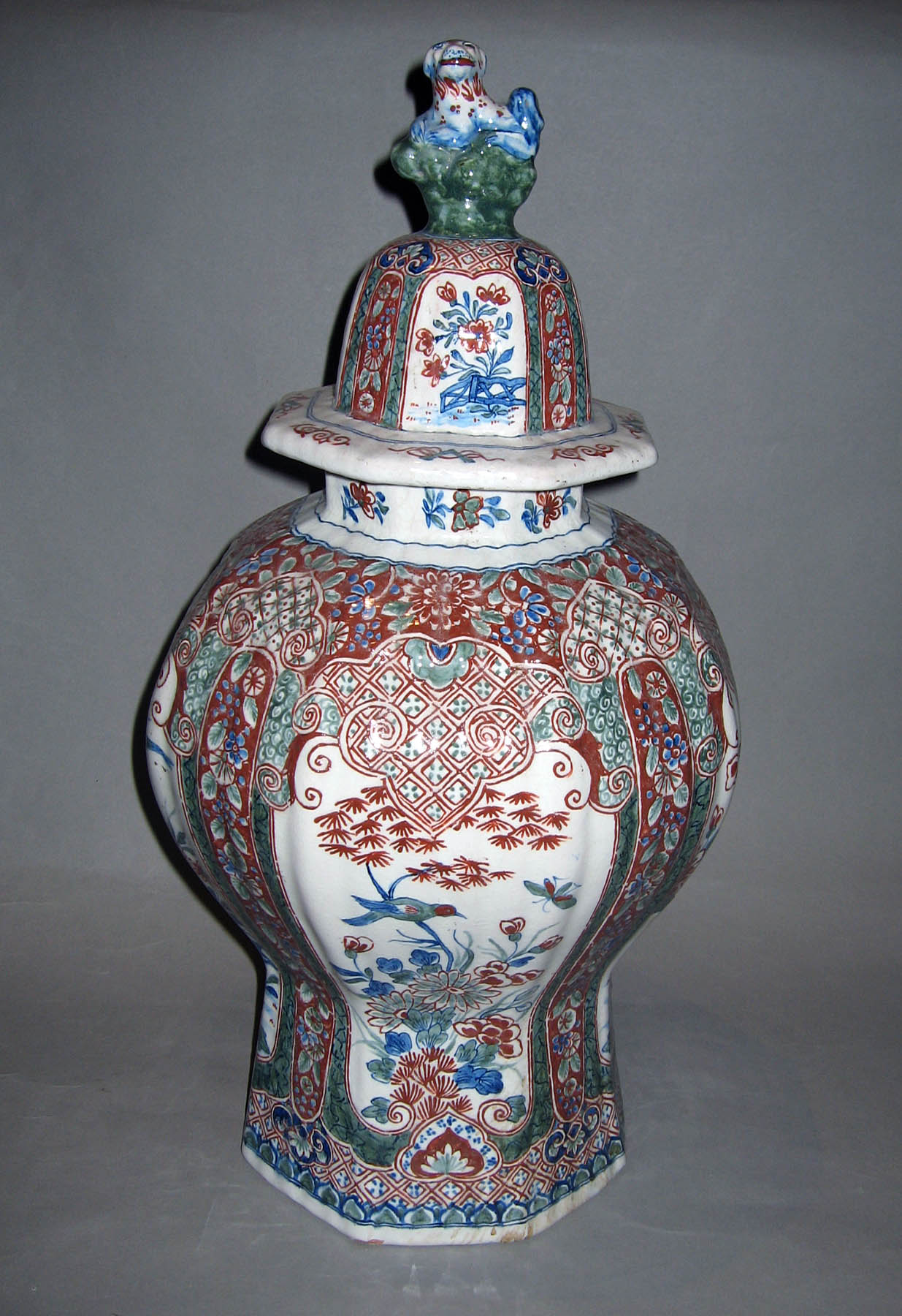 1982.0017.001 A, B Earthenware vase