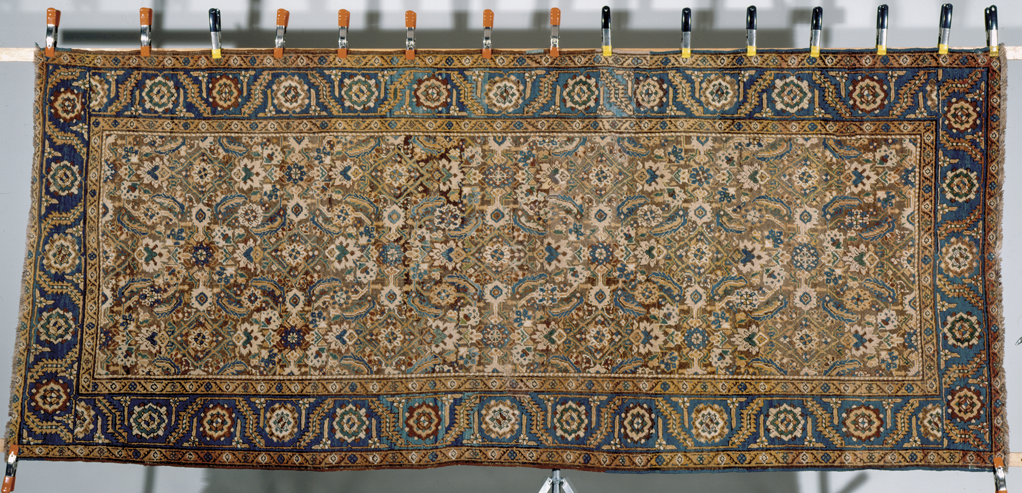 1952.0040 Rug, view 1