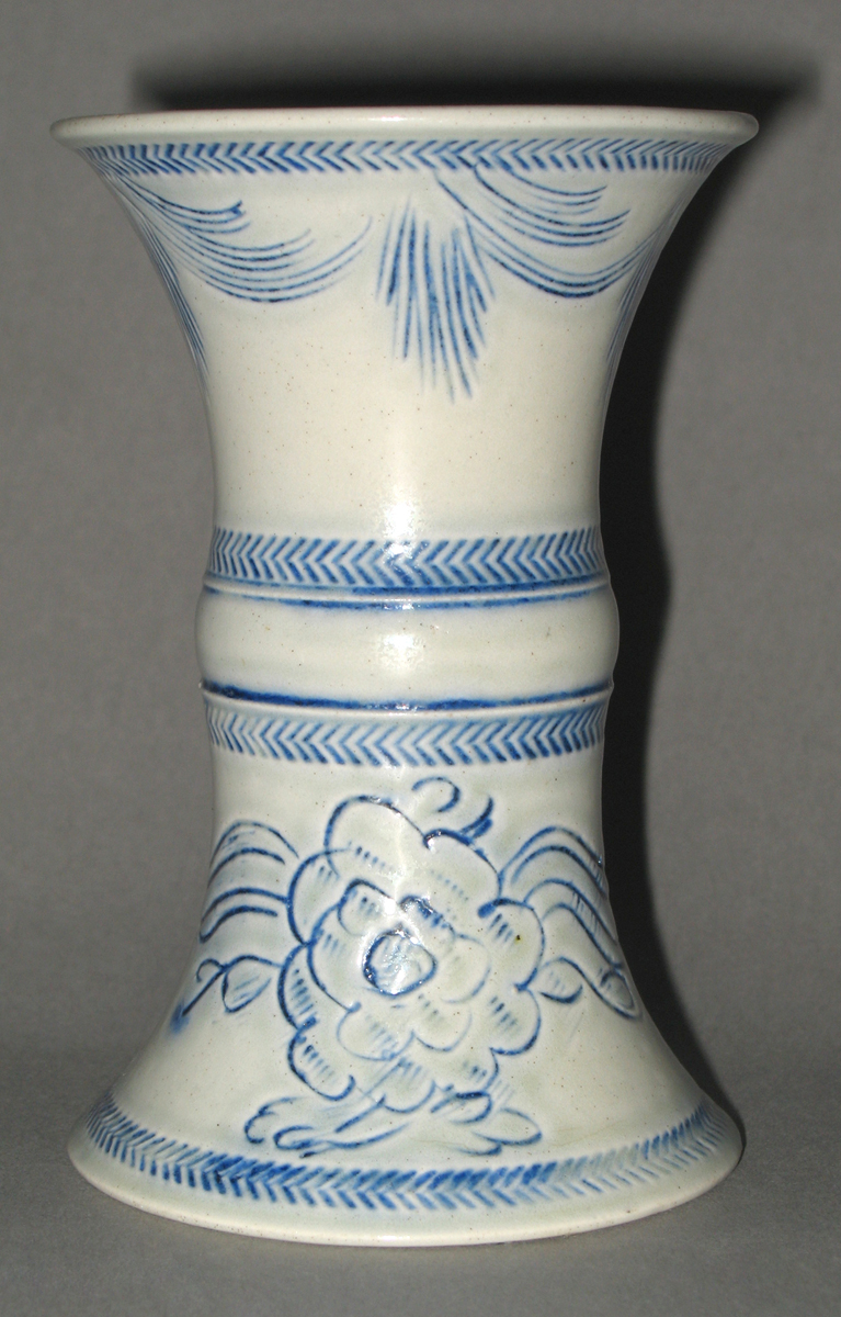 1952.0100.002 Vase