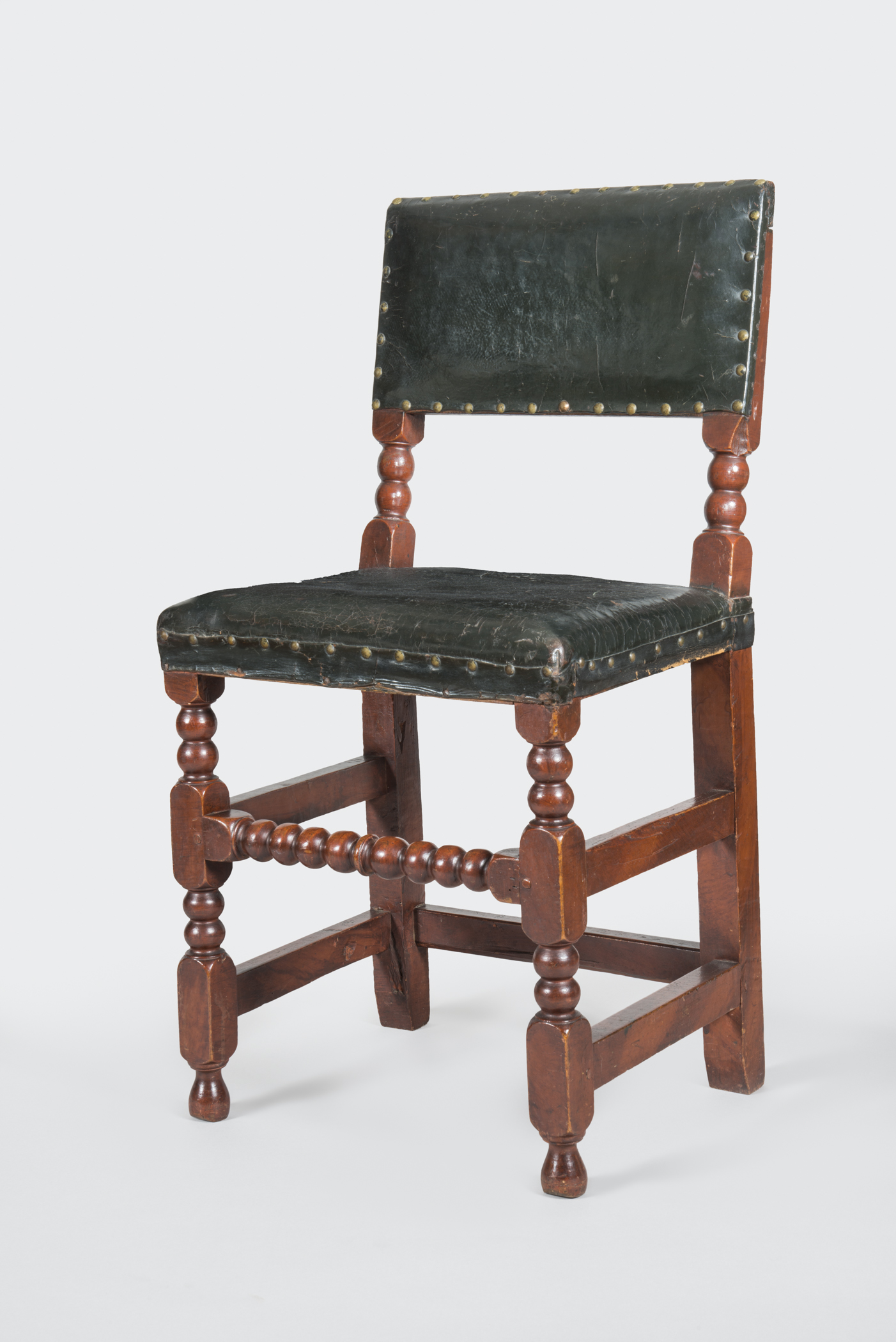 1958.0694 Chair, view 2