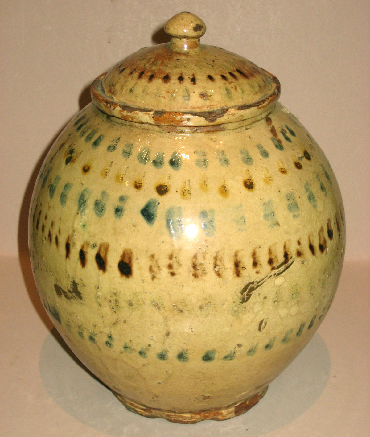 1958.0120.023 Jar and Cover