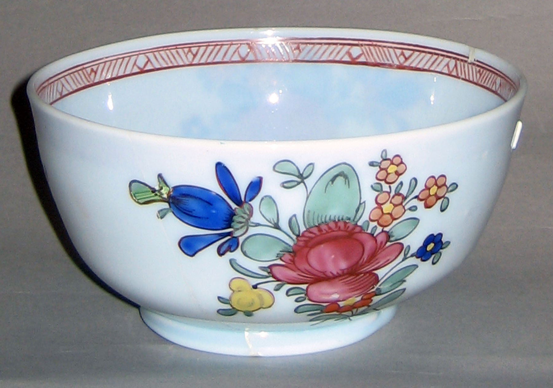 1958.1414 White Glass Bowl