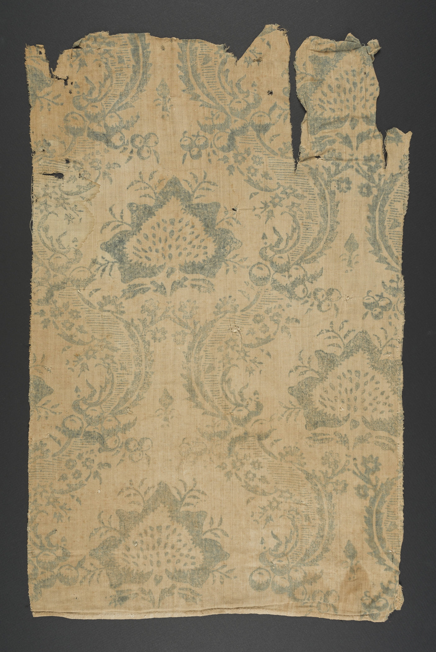 1958.0071.004 Textile, printed, view 1