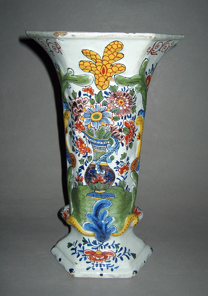 1959.2550 Delft vase