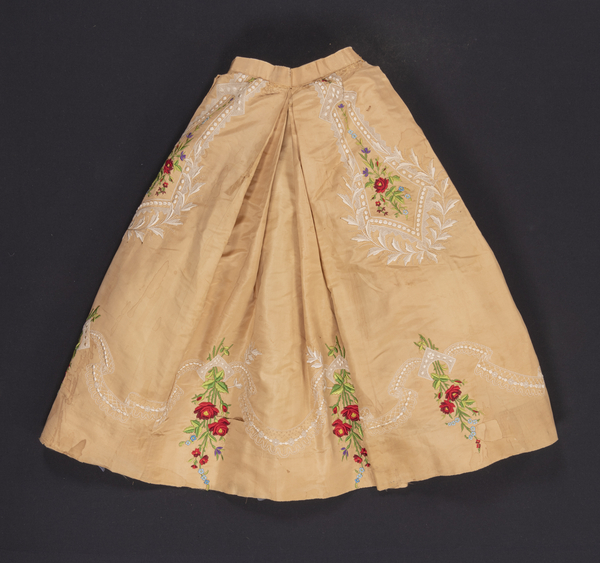 2015.0047.065 B Skirt, view 1