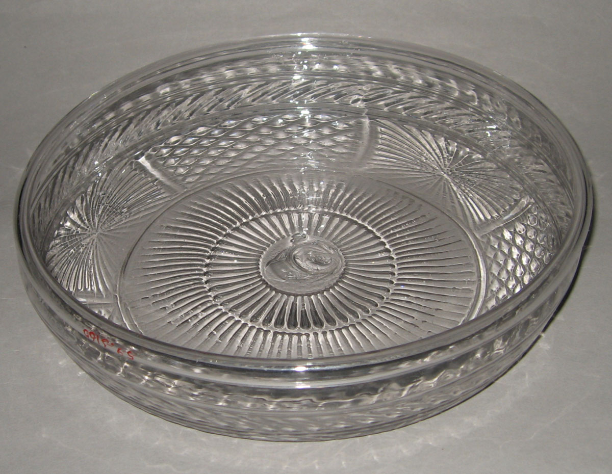 1959.3160 Colorless lead glass bowl