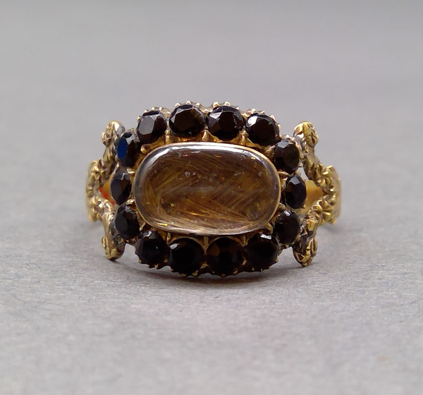 1959.0568 Ring (finger), Mourning ring, view 1