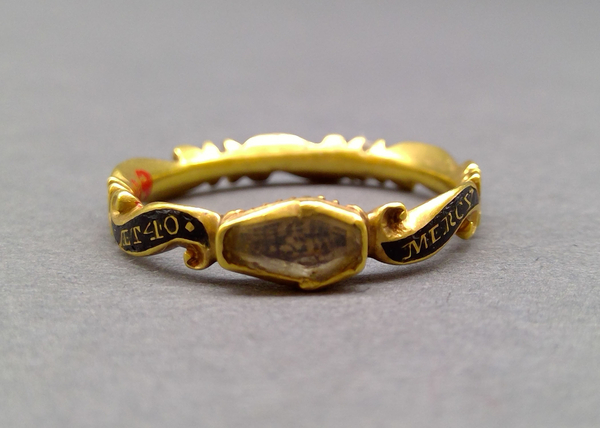 1961.0236 Ring (finger), Mourning ring, view 1