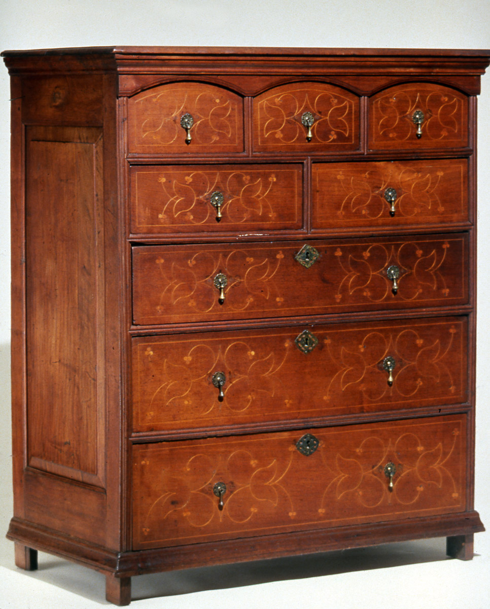 1967.1168 Chest of drawers