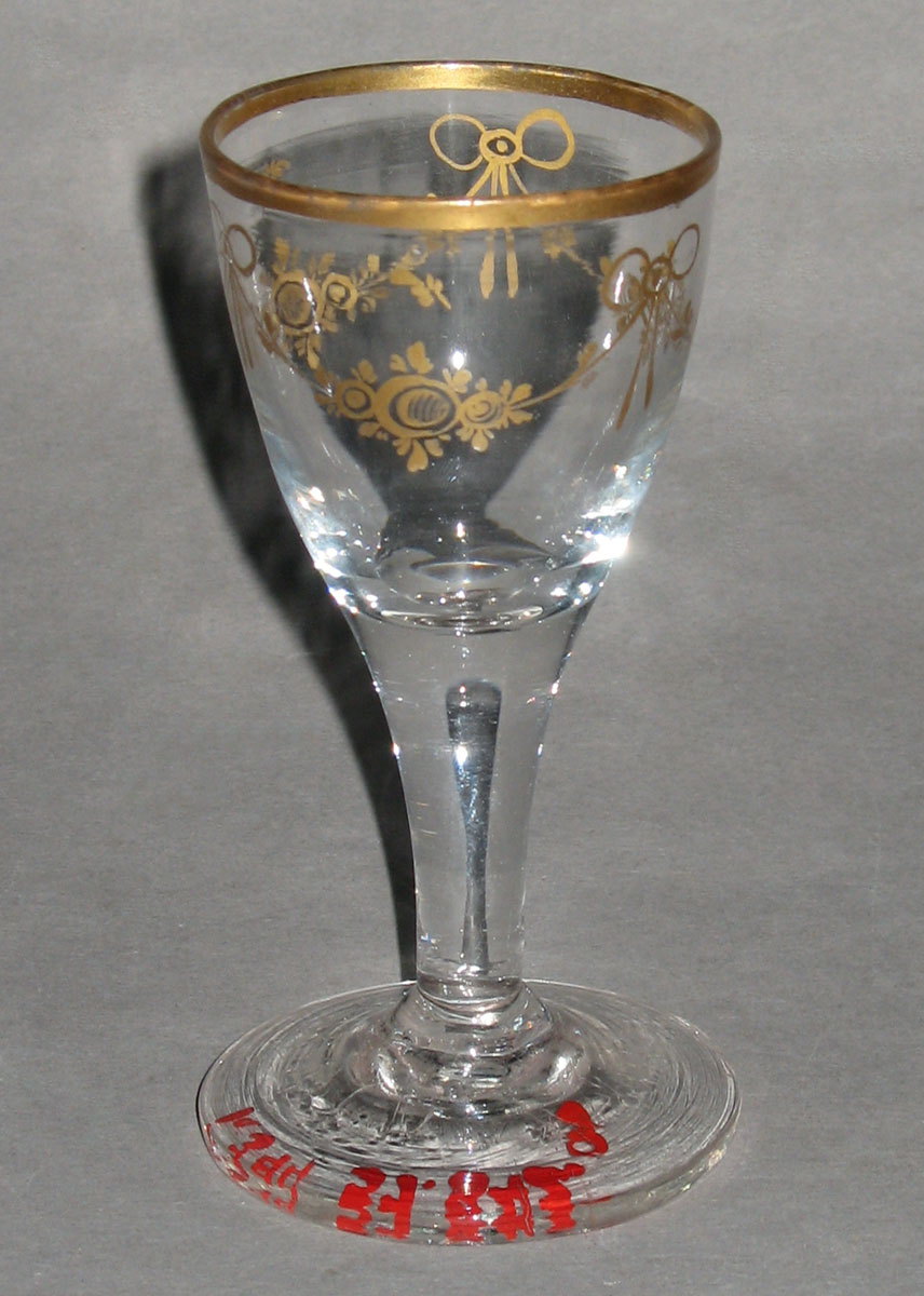 1957.0842 G Glass wineglass