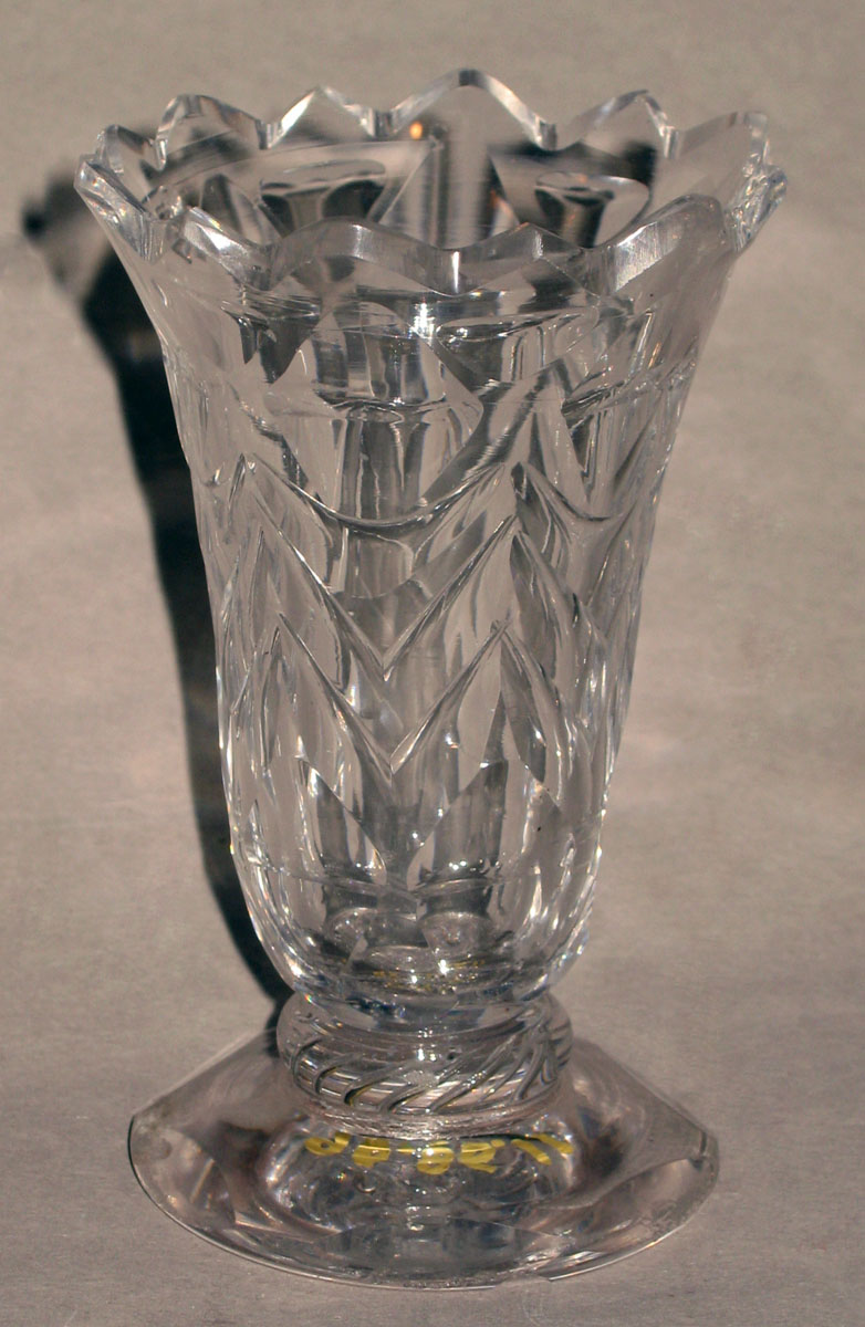 1990.0086.011 Lead glass jelly glass