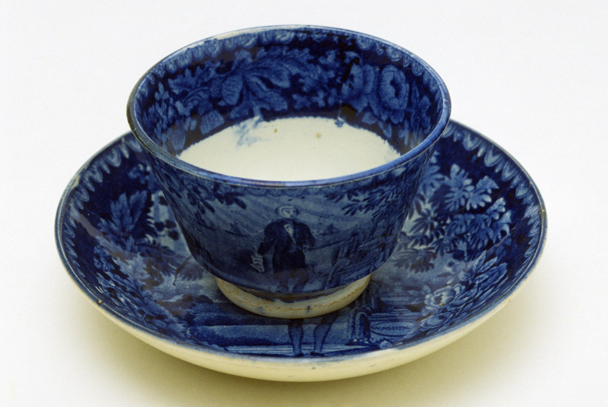 1956.0046.047 A, B Cup and saucer
