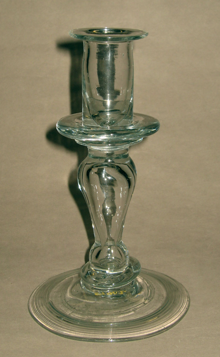 1957.0090.002 Glass candlestick
