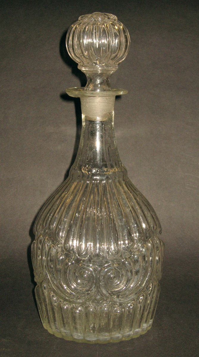 1973.0460.002 A, B Glass decanter