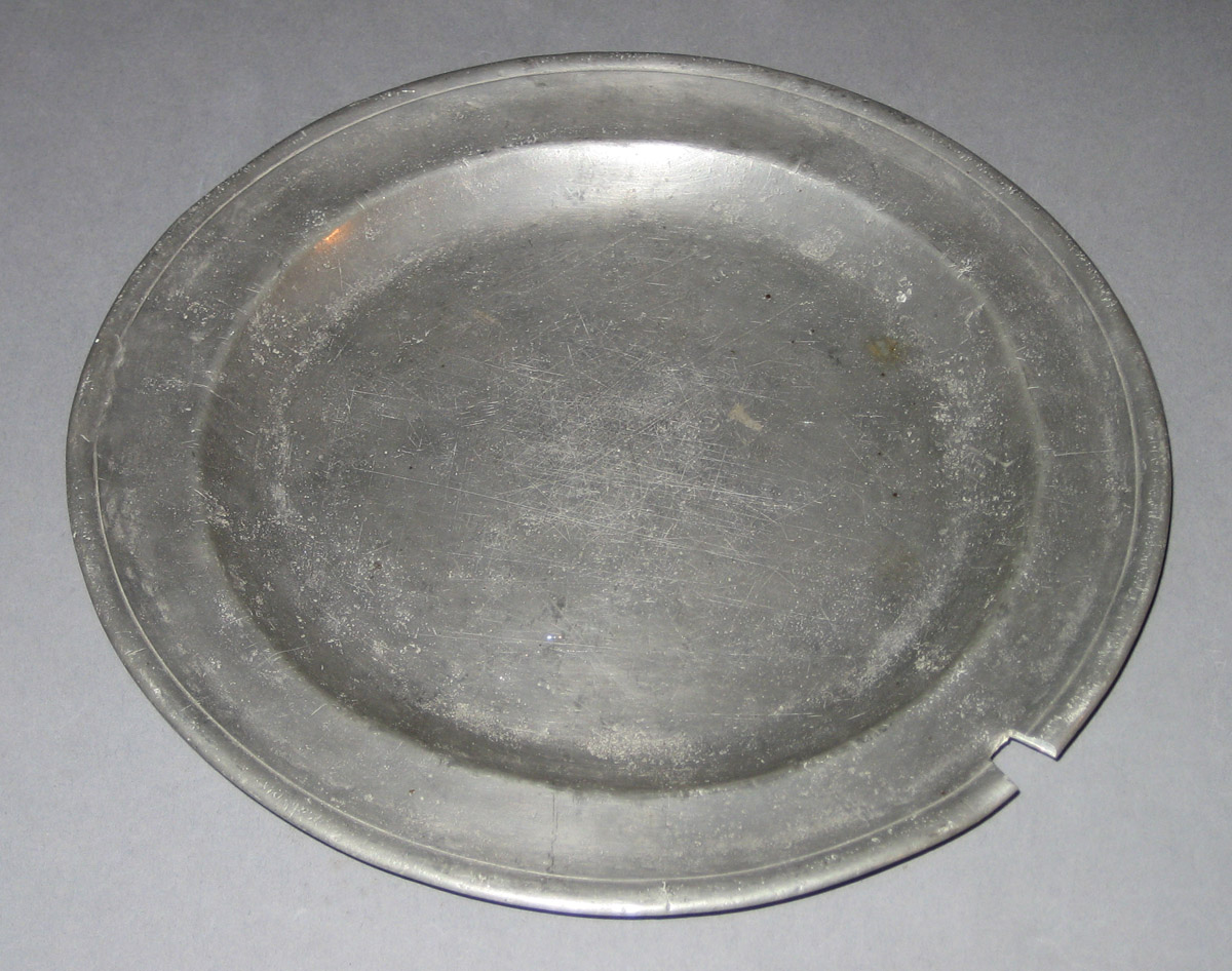1956.0059.009 Plate