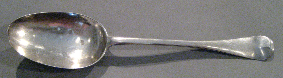 1998.0004.366 Silver Spoon upper surface