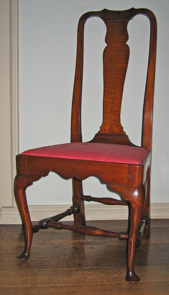 1951.0026 chair with slip seat view 1