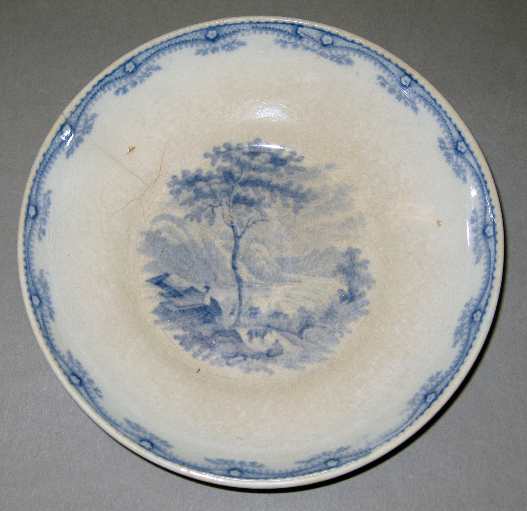 1965.2915.014 Ridgway earthenware plate
