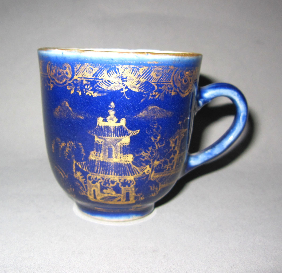 1958.1933.006 Porcelain coffee cup