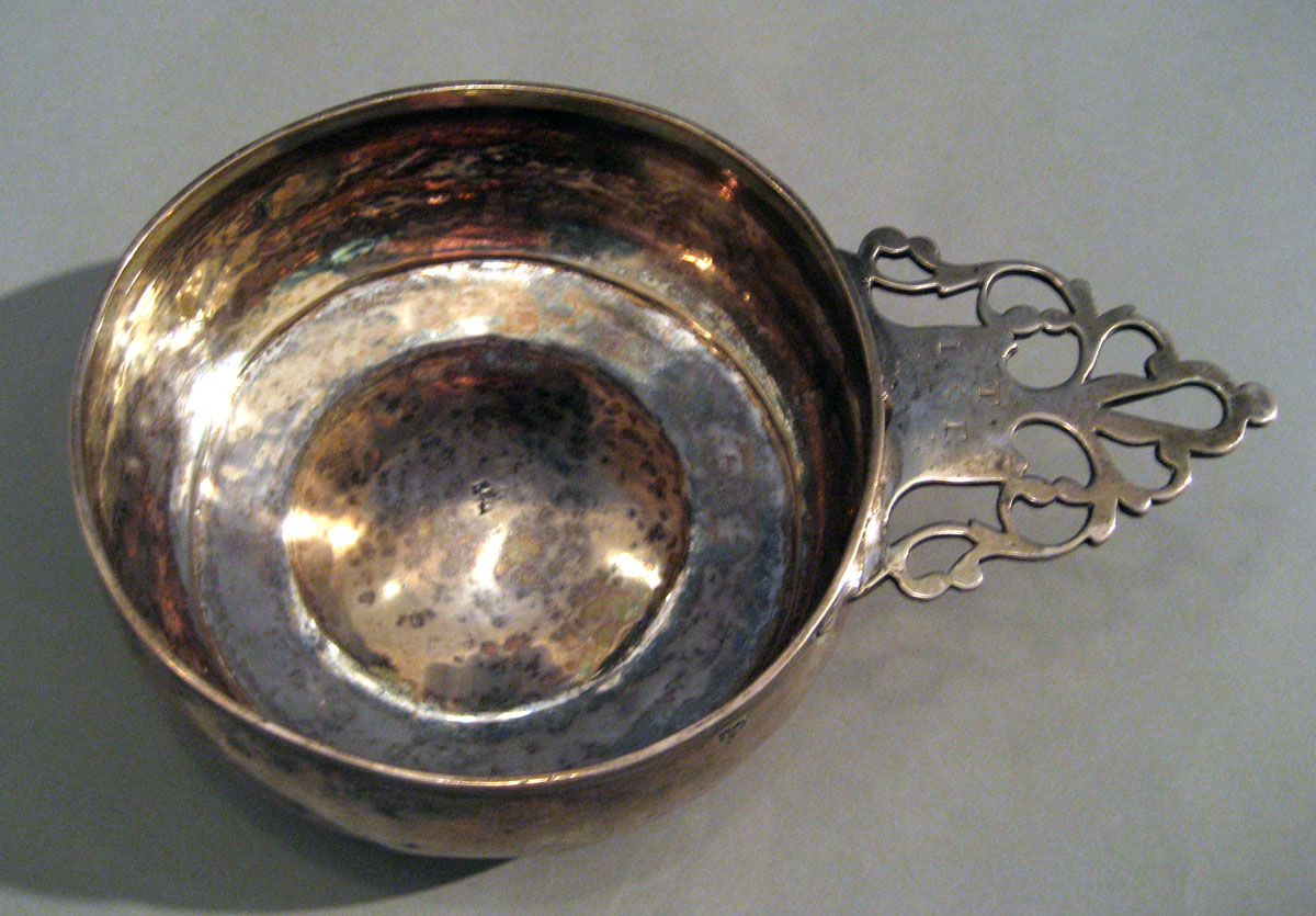 2001.0002.018 Silver Porringer