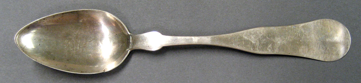 1998.0004.1932.002 Silver Spoon upper surface