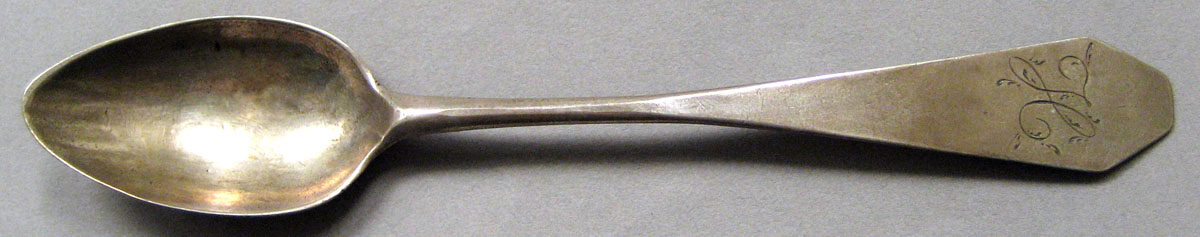 1962.0240.327 Silver Spoon upper surface