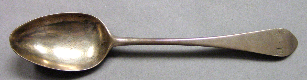 1962.0240.475 Silver Spoon upper surface