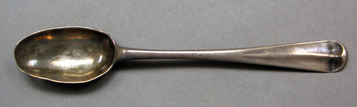 1962.0240.531 Silver spoon upper surface