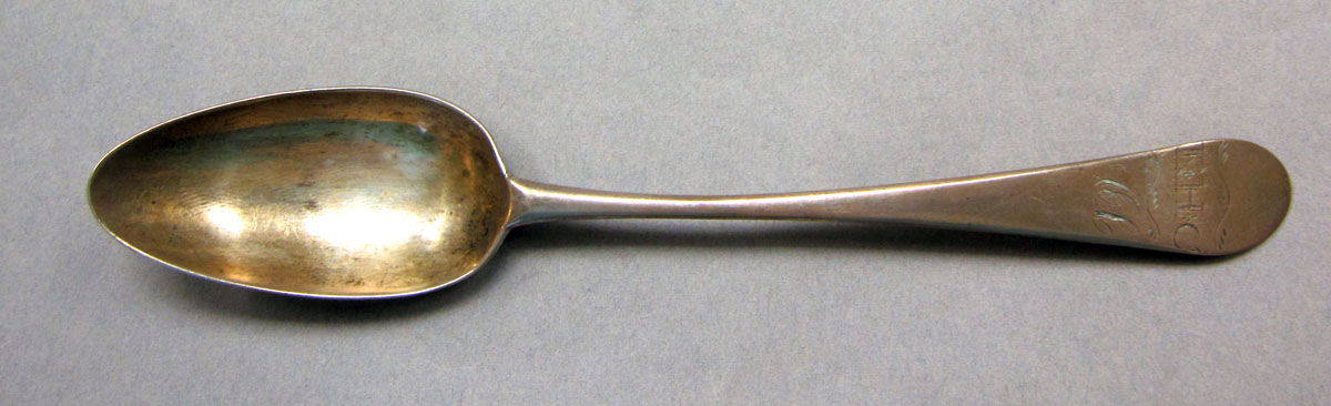 1962.0240.535 Silver spoon upper surface