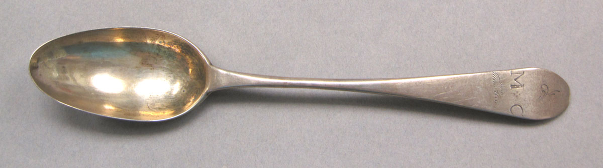 1962.0240.566 Silver spoon upper surface