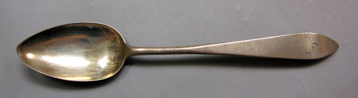 1962.0240.1065 Silver spoon upper surface