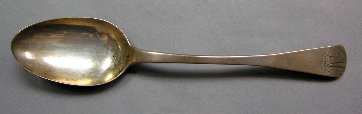 1962.0240.1098 Silver spoon upper surface