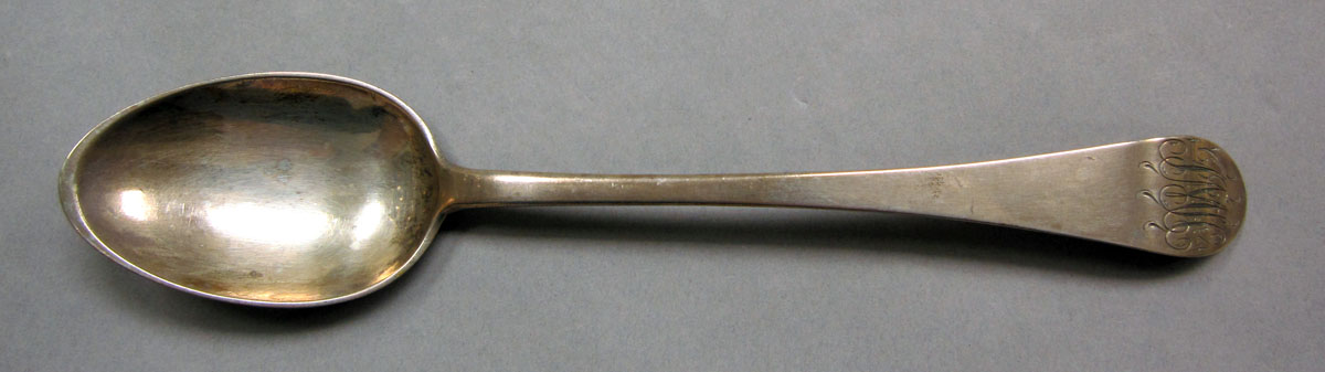 1962.0240.1128 Silver spoon upper surface