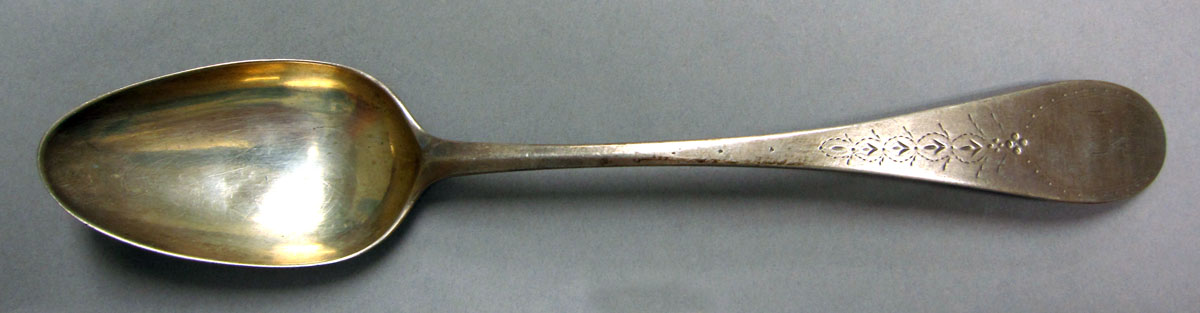 1962.0240.1208 Silver spoon upper surface