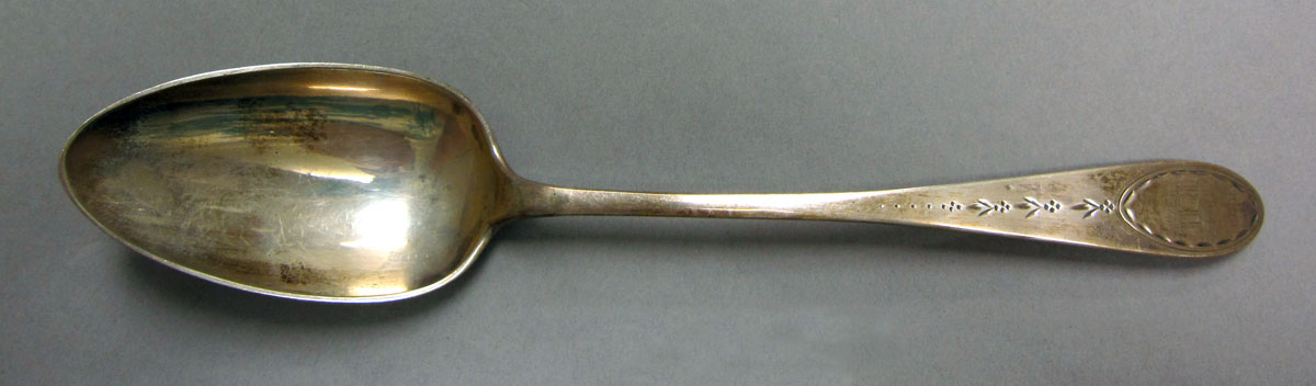 1962.0240.1210 Silver spoon upper surface