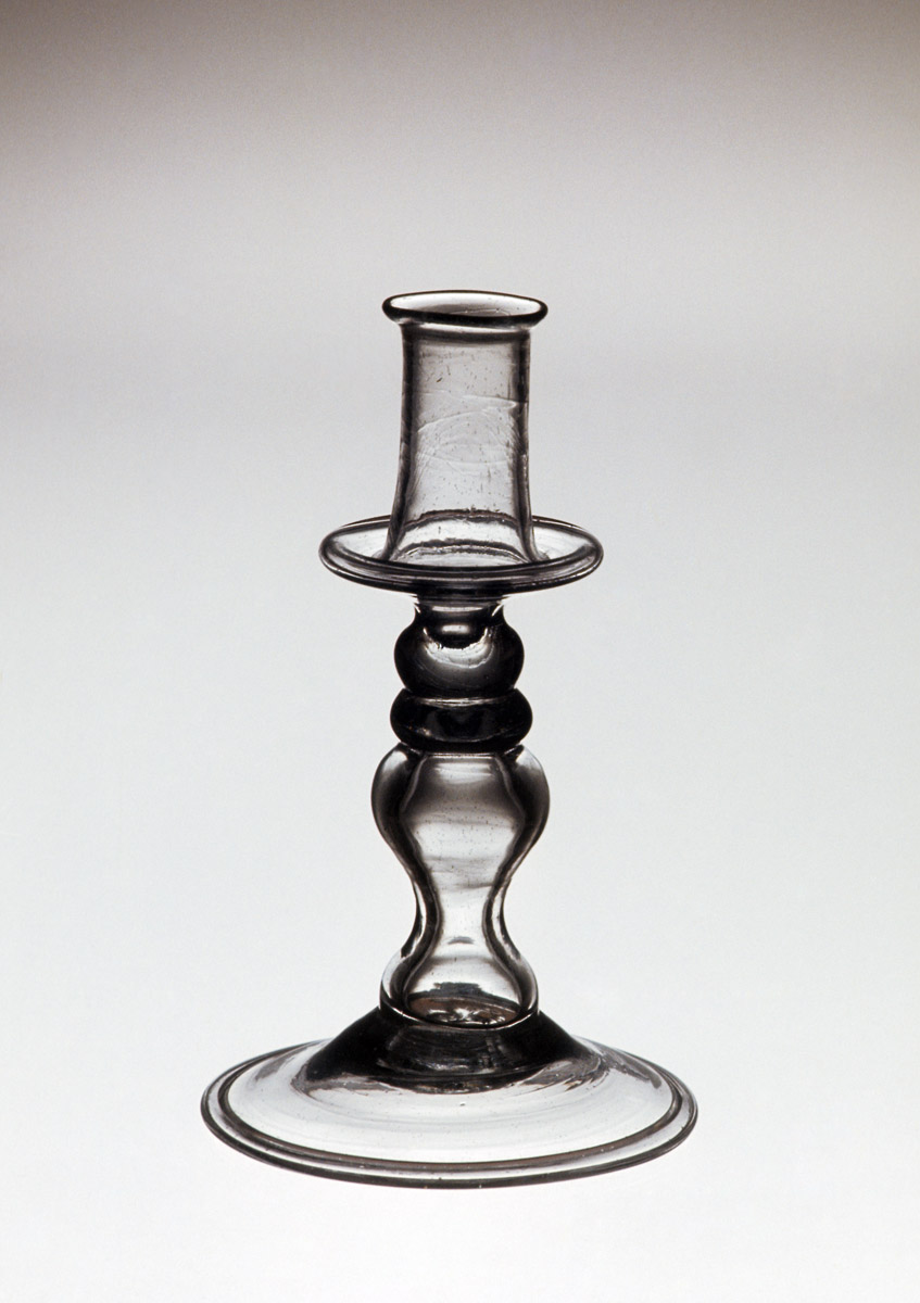 1957.0090.003 Glass candlestick